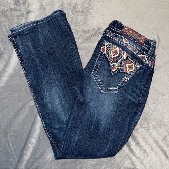 Miss Me Relaxed Boot Jeans Women’s Size 28 - Picture 2 of 13
